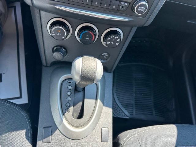 Used 2012 Nissan Rogue SV AWD/4WD image 17