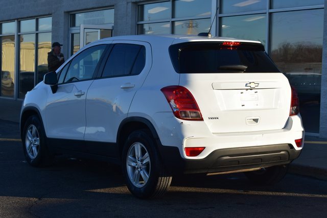 Used 2020 Chevrolet Trax LS w/ Tint and Cruise Package image 4