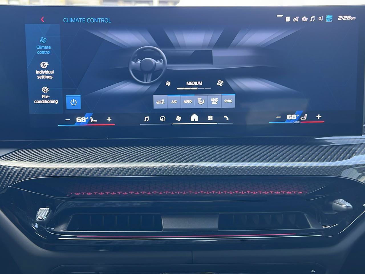 Used 2025 BMW M4 CS AWD/4WD image 23