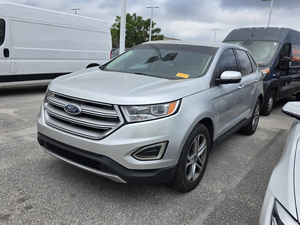 Used 2016 Ford Edge Titanium FWD image 4
