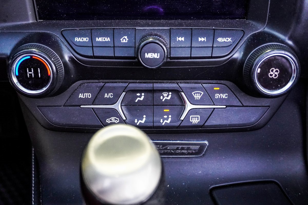 Used 2014 Chevrolet Corvette Stingray Convertible image 20