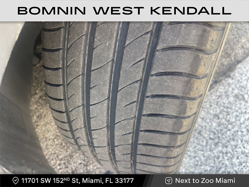 Used 2020 Volkswagen Passat 2.0T R-Line image 4