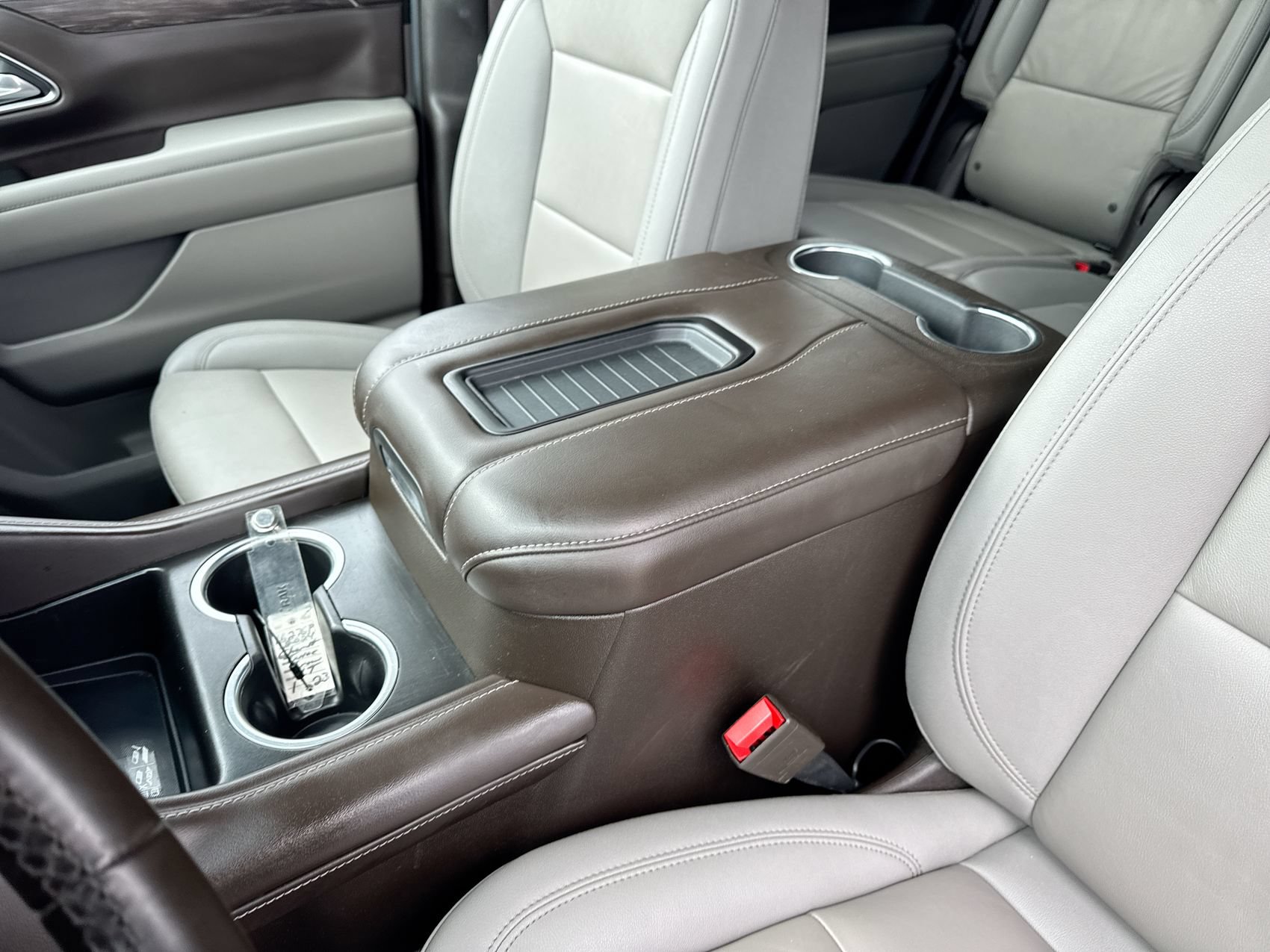Used 2024 Chevrolet Tahoe LT RWD image 21