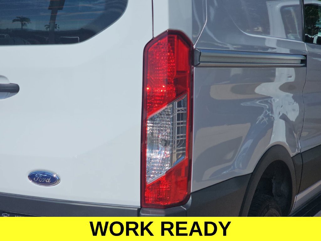 Used 2025 Ford Transit 250 Low Roof w/ Exterior Upgrade Package RWD image 38