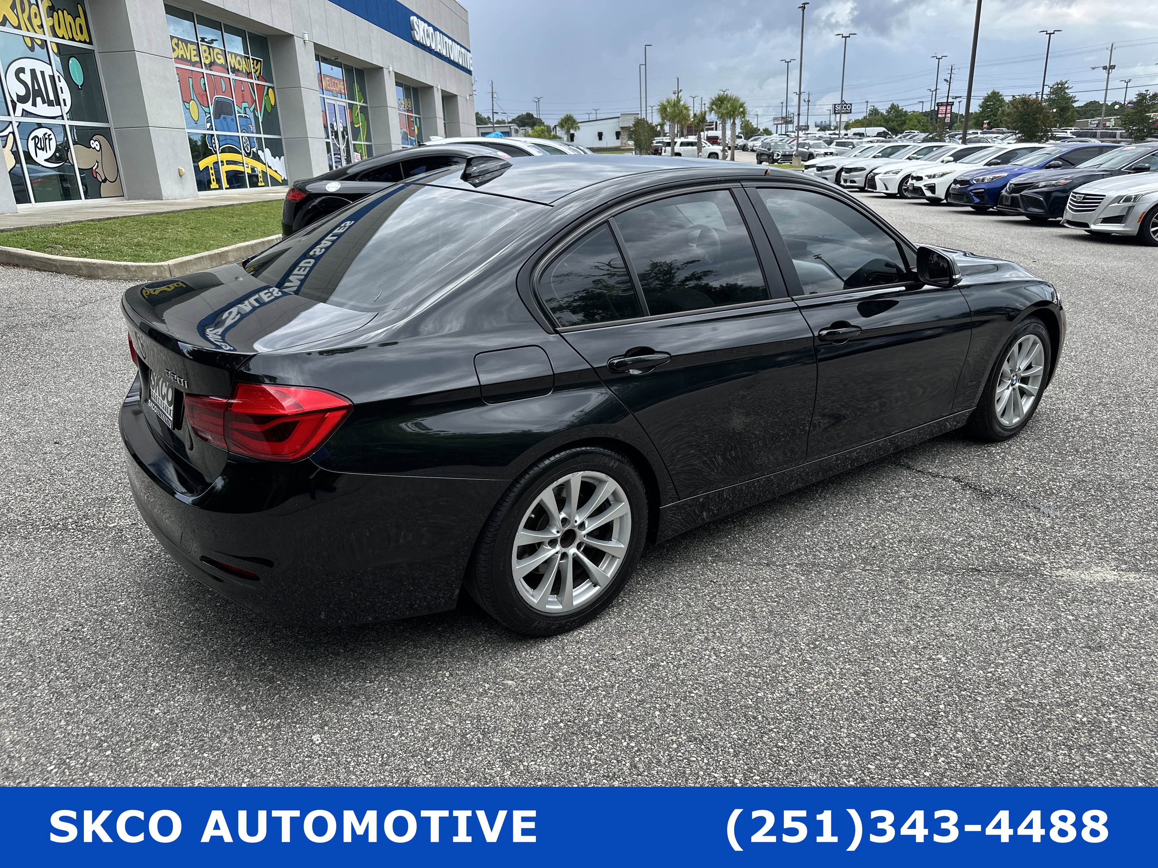 Used 2018 BMW 320i Sedan w/ Premium Package RWD image 5
