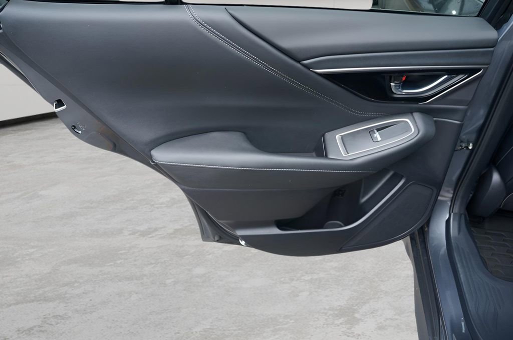 Used 2024 Subaru Outback Limited XT image 9