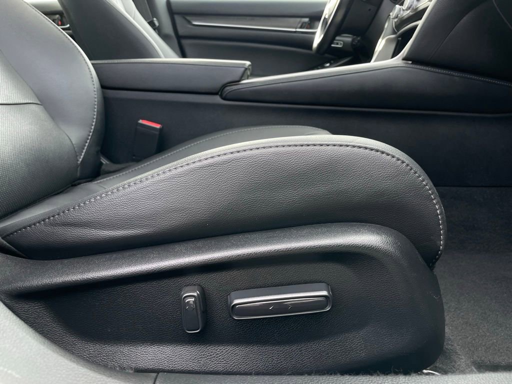 Certified 2021 Honda Accord Touring image 31