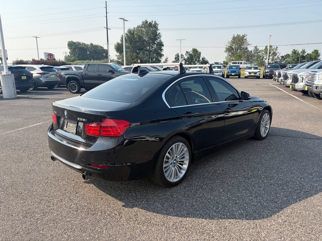 Used 2013 BMW 335i xDrive Sedan AWD/4WD image 4