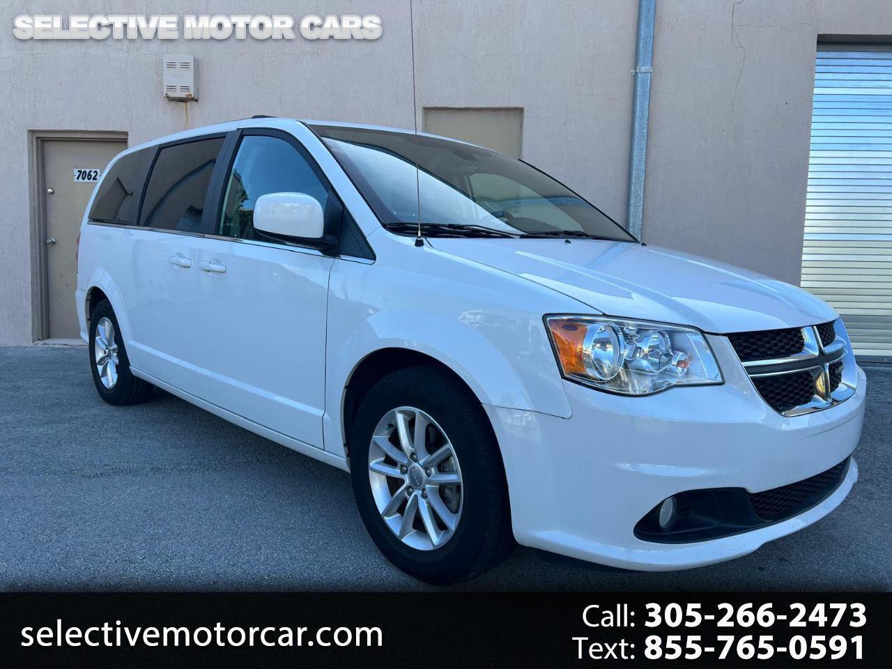 Used 2018 Dodge Grand Caravan SXT image 1