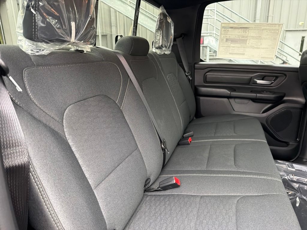 New 2026 RAM 1500 Express AWD/4WD image 29