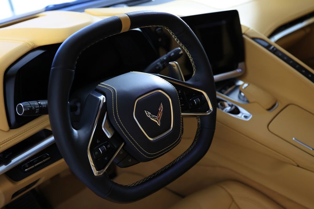 Used 2022 Chevrolet Corvette Stingray Premium Cpe w/ Z51 Performance Package image 14