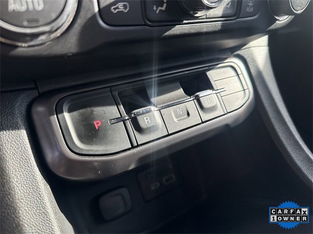 Used 2023 GMC Acadia AT4 w/ Technology Package image 21