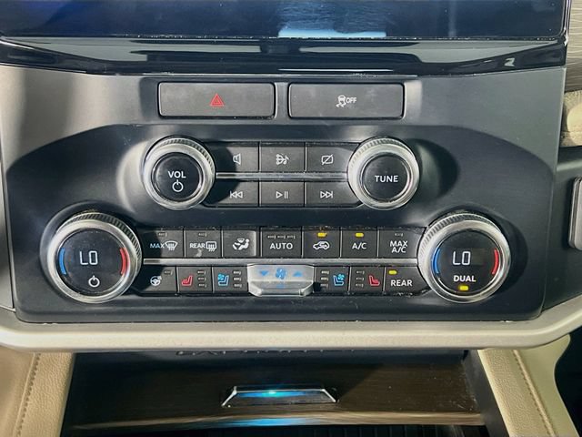 Used 2022 Ford Expedition Limited AWD/4WD image 23