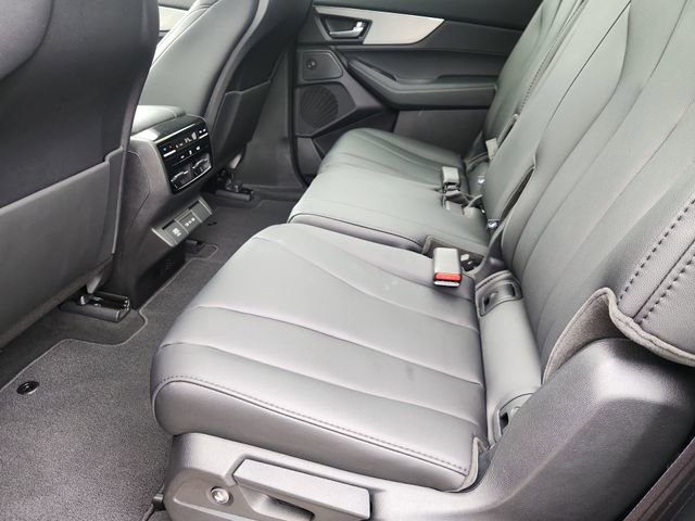 Used 2025 Acura MDX FWD image 24