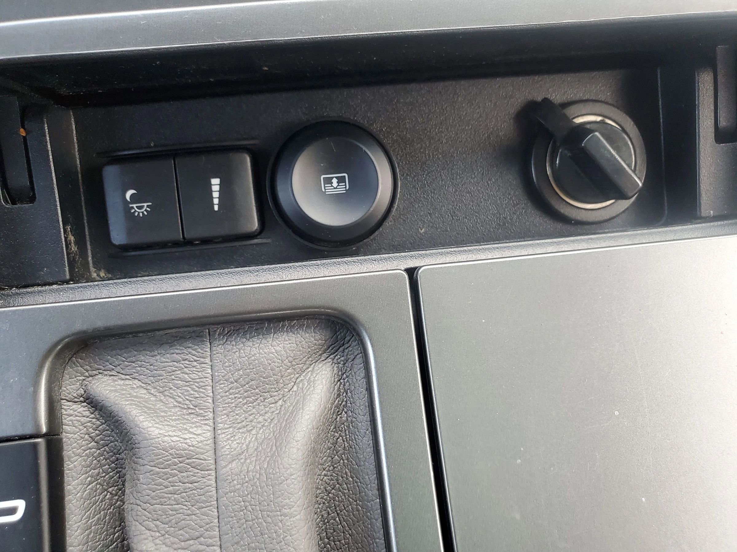 Used 2011 Ford Taurus Limited w/ 303A Rapid Spec Order Code image 41