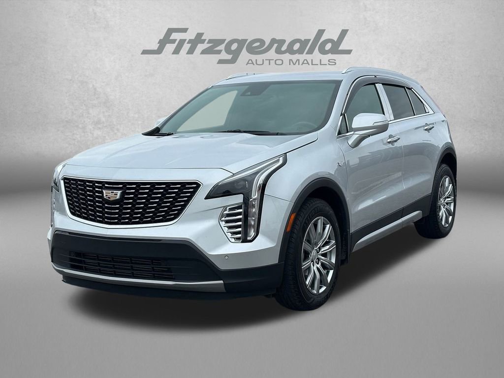 Used 2021 Cadillac XT4 Premium Luxury image 3