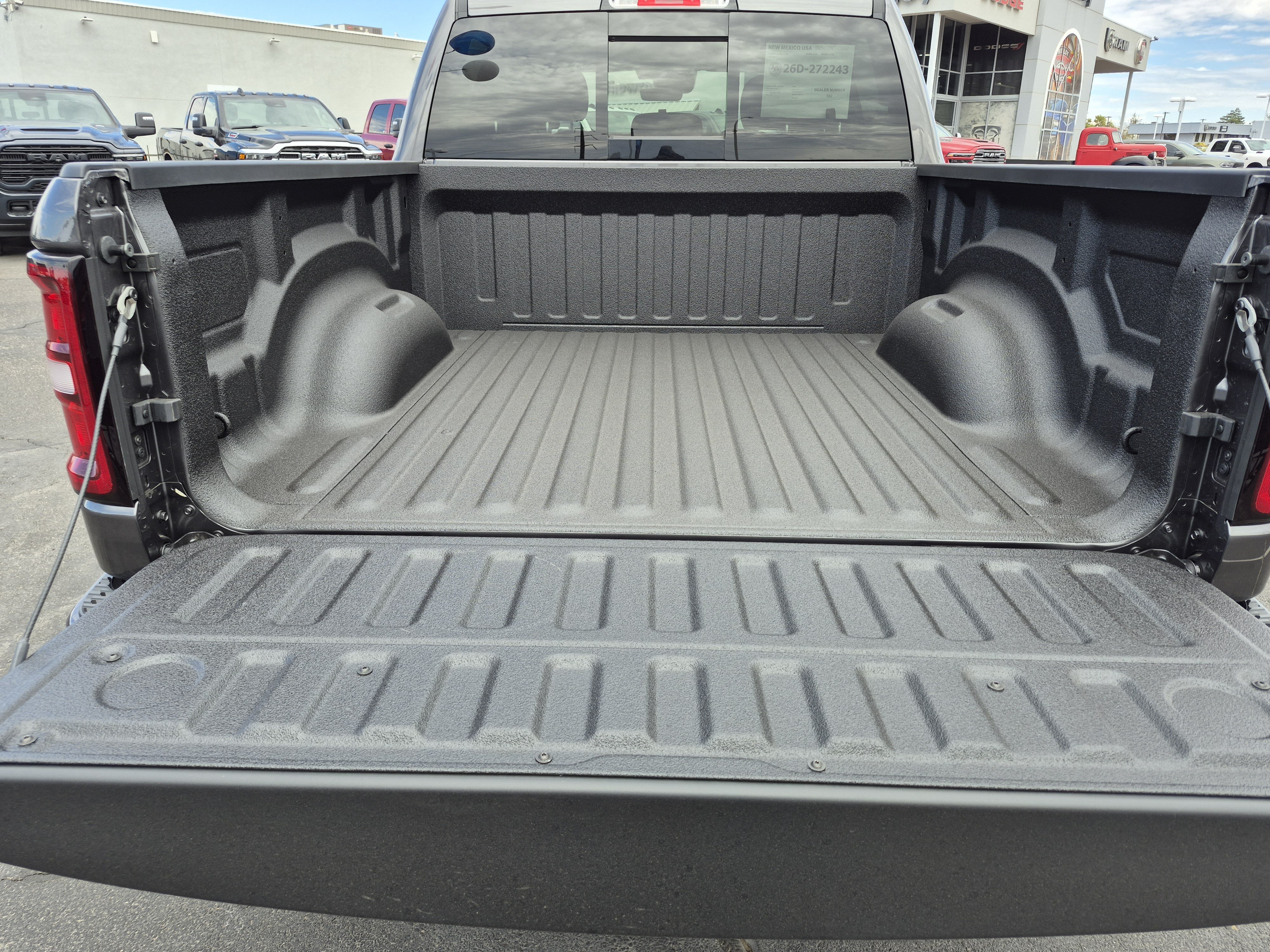 New 2026 RAM 1500 Express AWD/4WD image 11