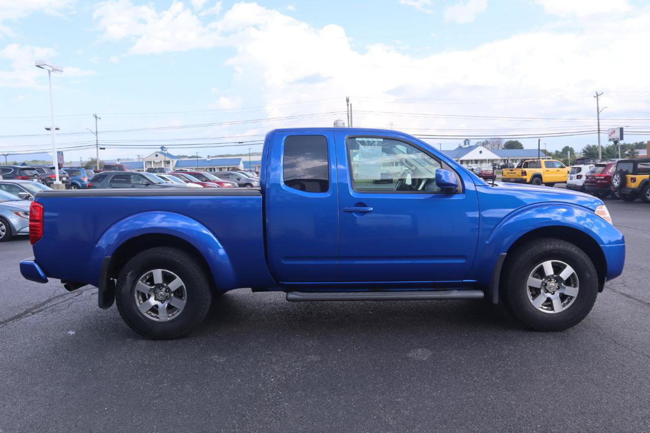 Used 2013 Nissan Frontier PRO-4X AWD/4WD image 6