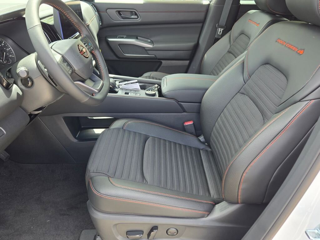 New 2026 Nissan Pathfinder Rock Creek AWD/4WD image 17