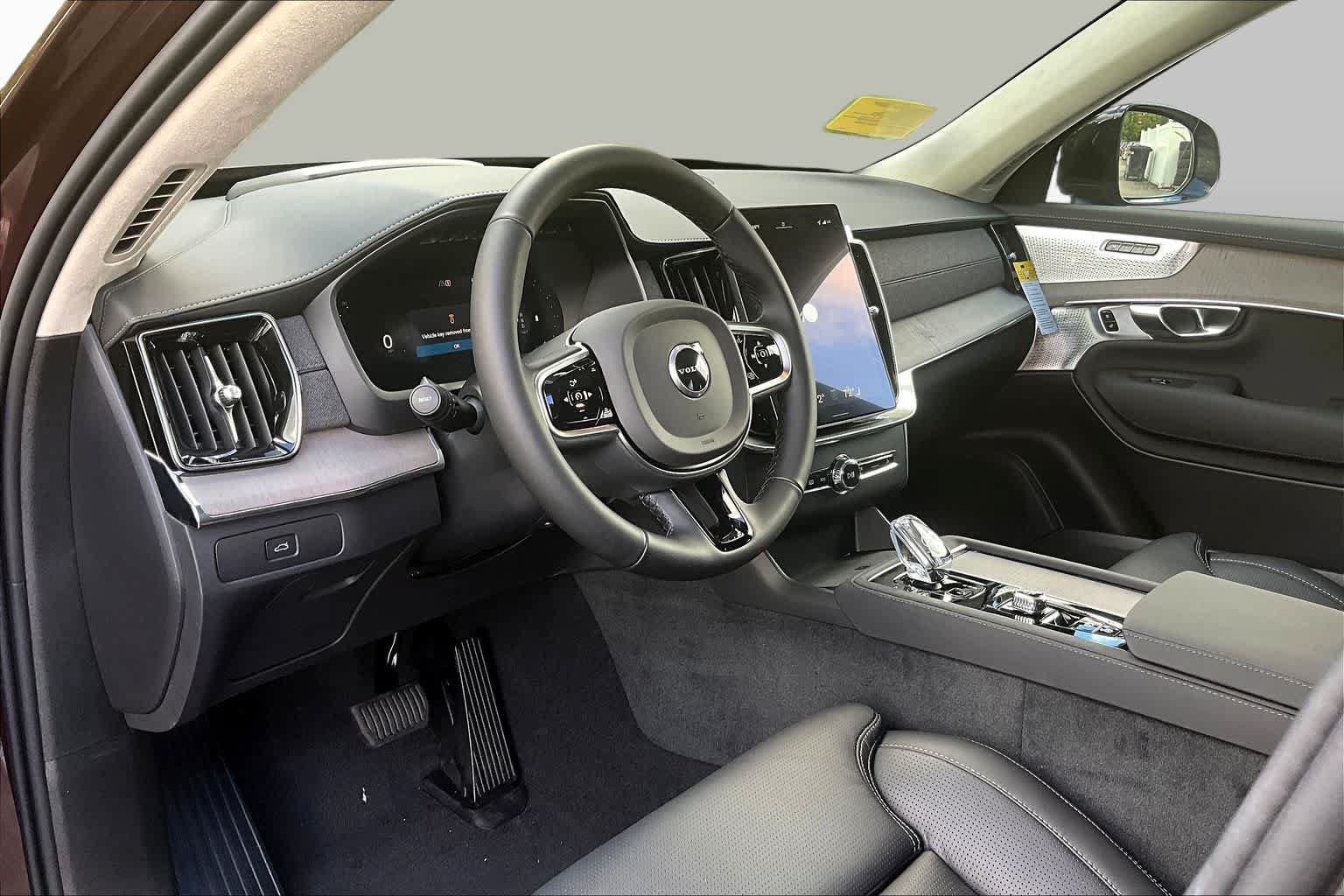 New 2026 Volvo XC90 B6 Ultra w/ Lounge Package AWD/4WD image 9
