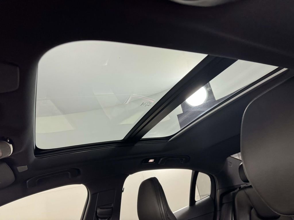 Used 2023 Volvo S60 B5 Plus w/ Climate Package AWD/4WD image 32
