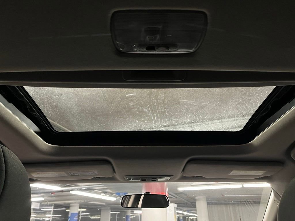 Used 2017 Honda HR-V EX image 7