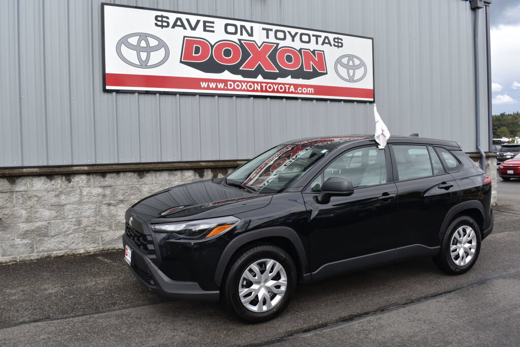 Certified 2026 Toyota Corolla Cross L AWD/4WD image 1