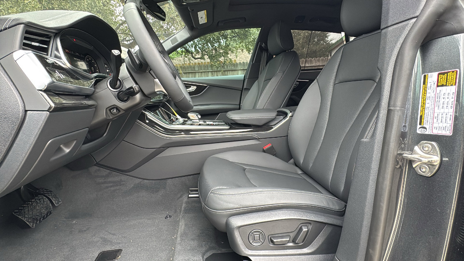 New 2026 Audi Q8 Premium Plus image 9