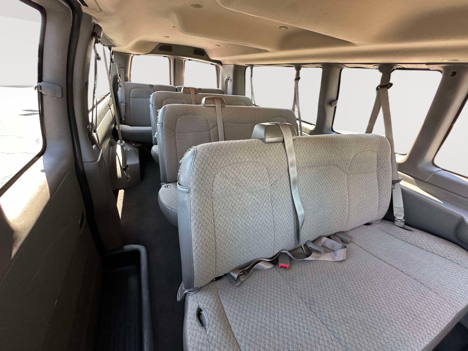 Used 2025 Chevrolet Express 3500 LT w/ LT Preferred Equipment Group RWD image 23