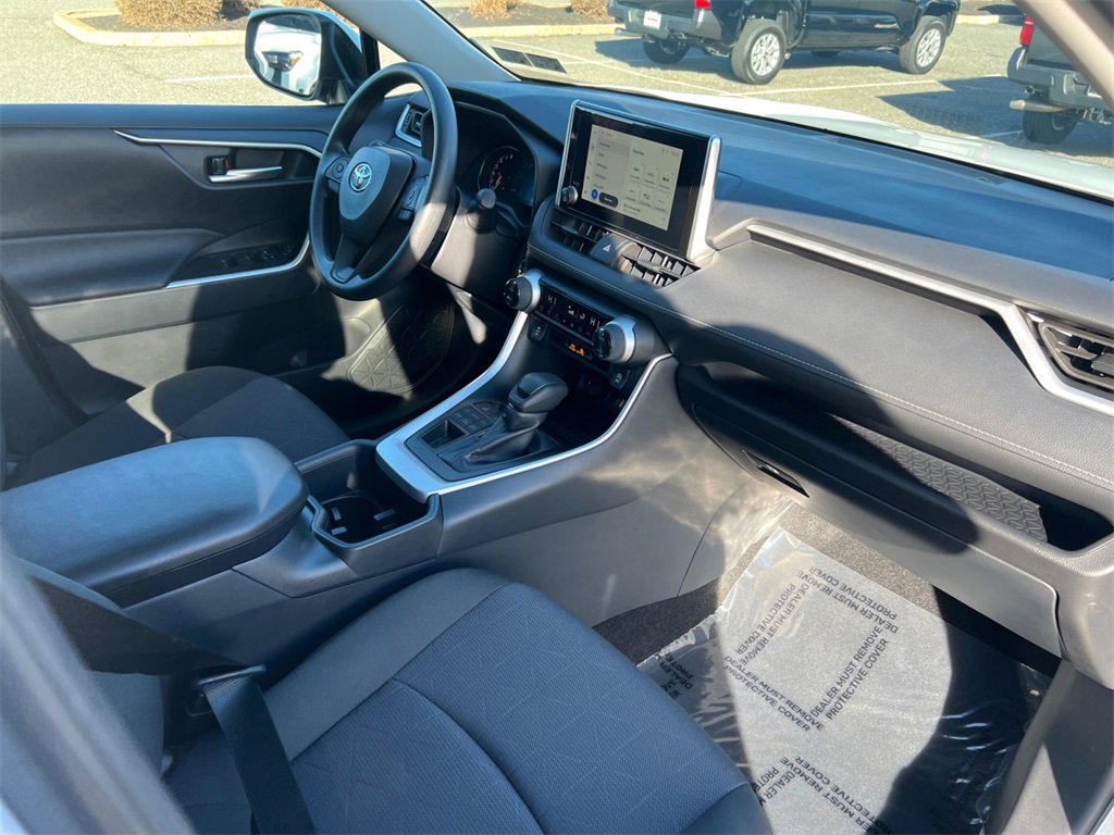 Certified 2025 Toyota RAV4 XLE image 16