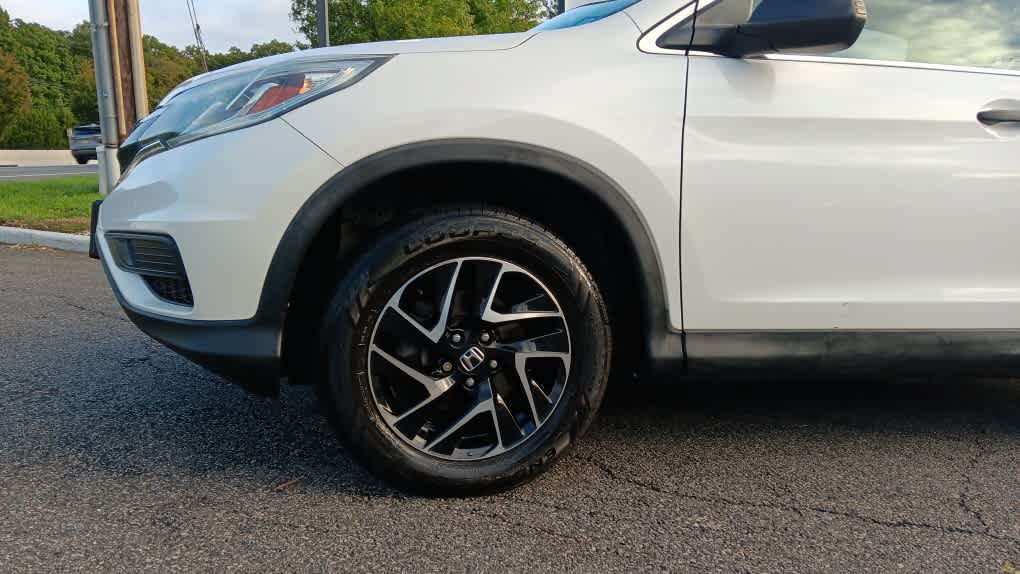 Used 2016 Honda CR-V SE image 9