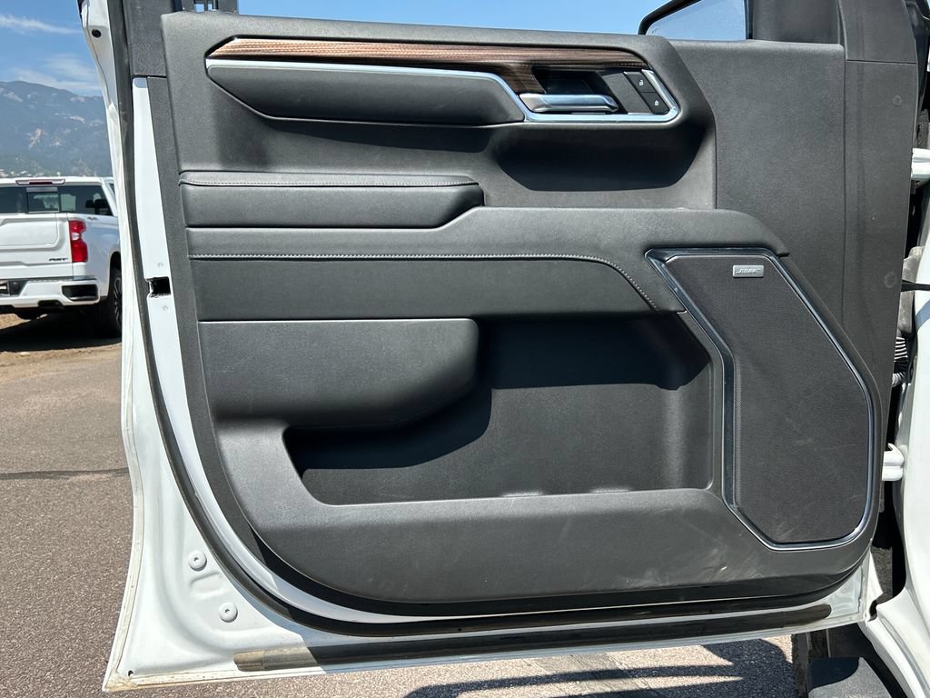 Used 2023 Chevrolet Silverado 1500 LT Trail Boss w/ LT Trail Boss Premium Package AWD/4WD image 30
