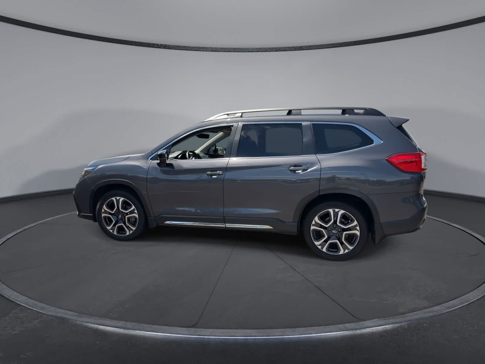Certified 2024 Subaru Ascent Limited w/ Technology Package AWD/4WD image 5