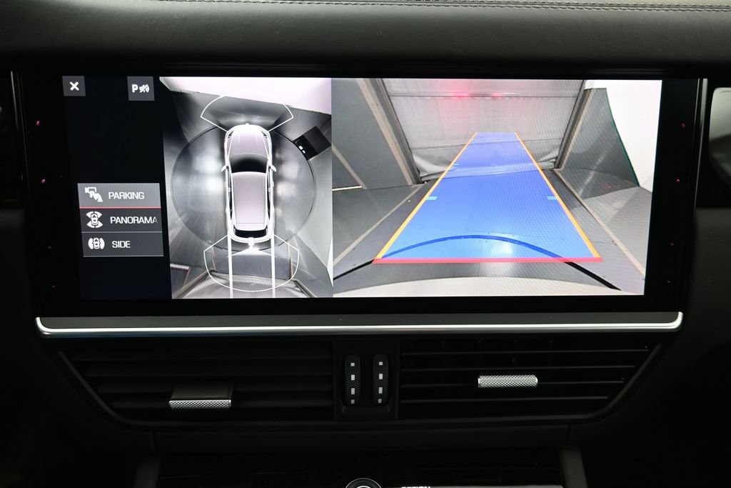 Certified 2021 Porsche Cayenne GTS AWD/4WD image 12