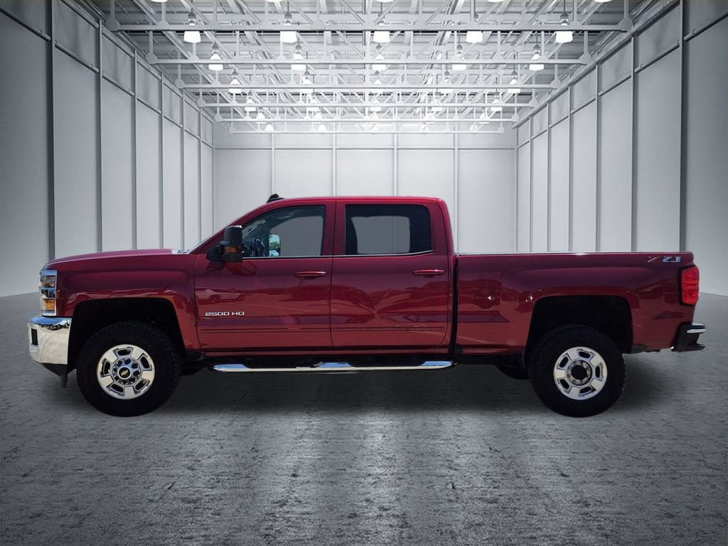 Used 2018 Chevrolet Silverado 2500 LT w/ LT Convenience Package AWD/4WD video 2
