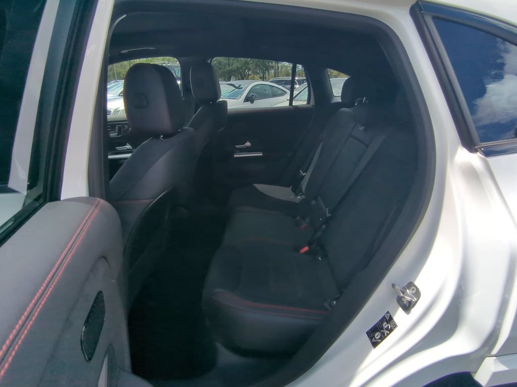 Used 2024 Mercedes-Benz GLA 250 image 5