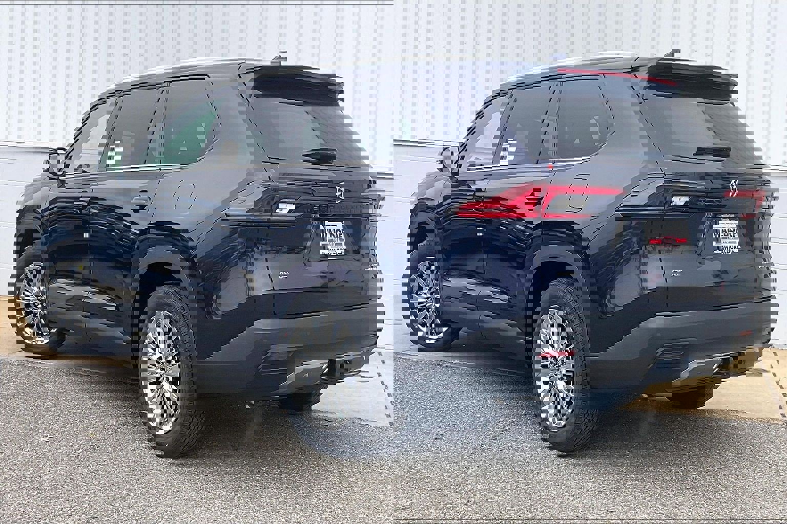 New 2026 Toyota Grand Highlander Platinum image 3