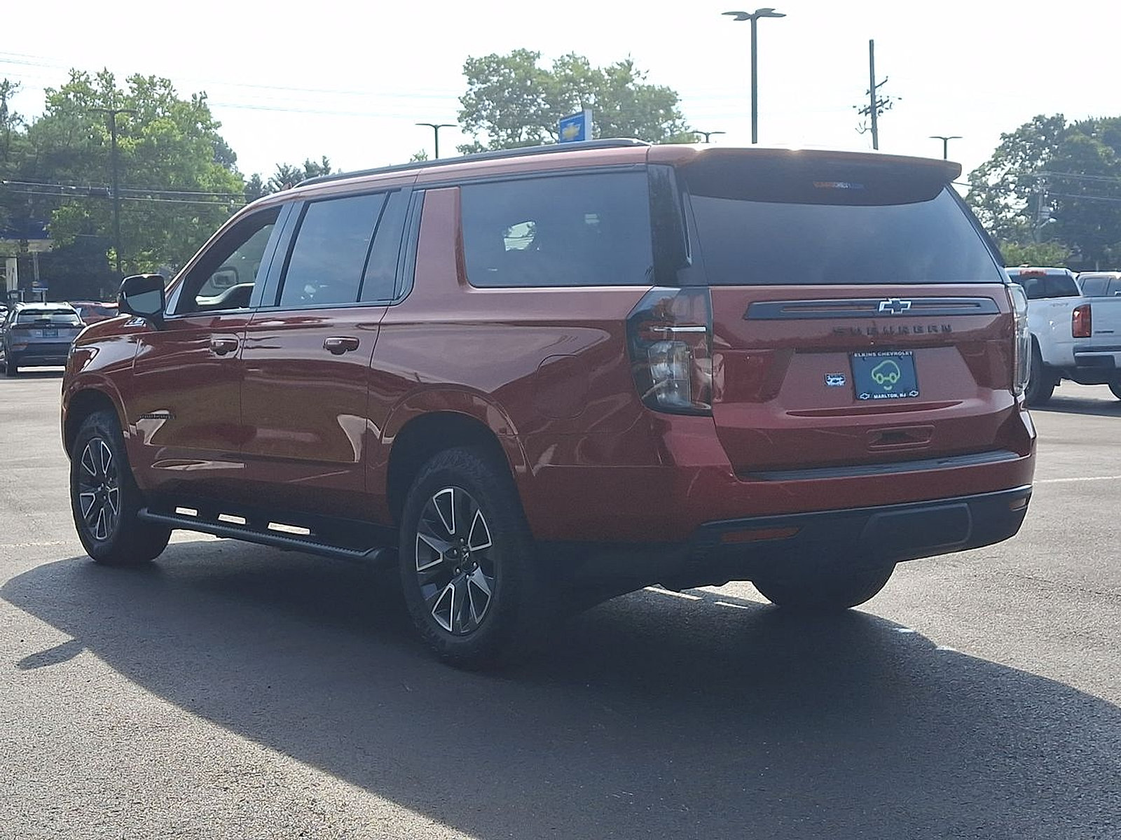 Certified 2024 Chevrolet Suburban Z71 w/ Luxury Package AWD/4WD image 22