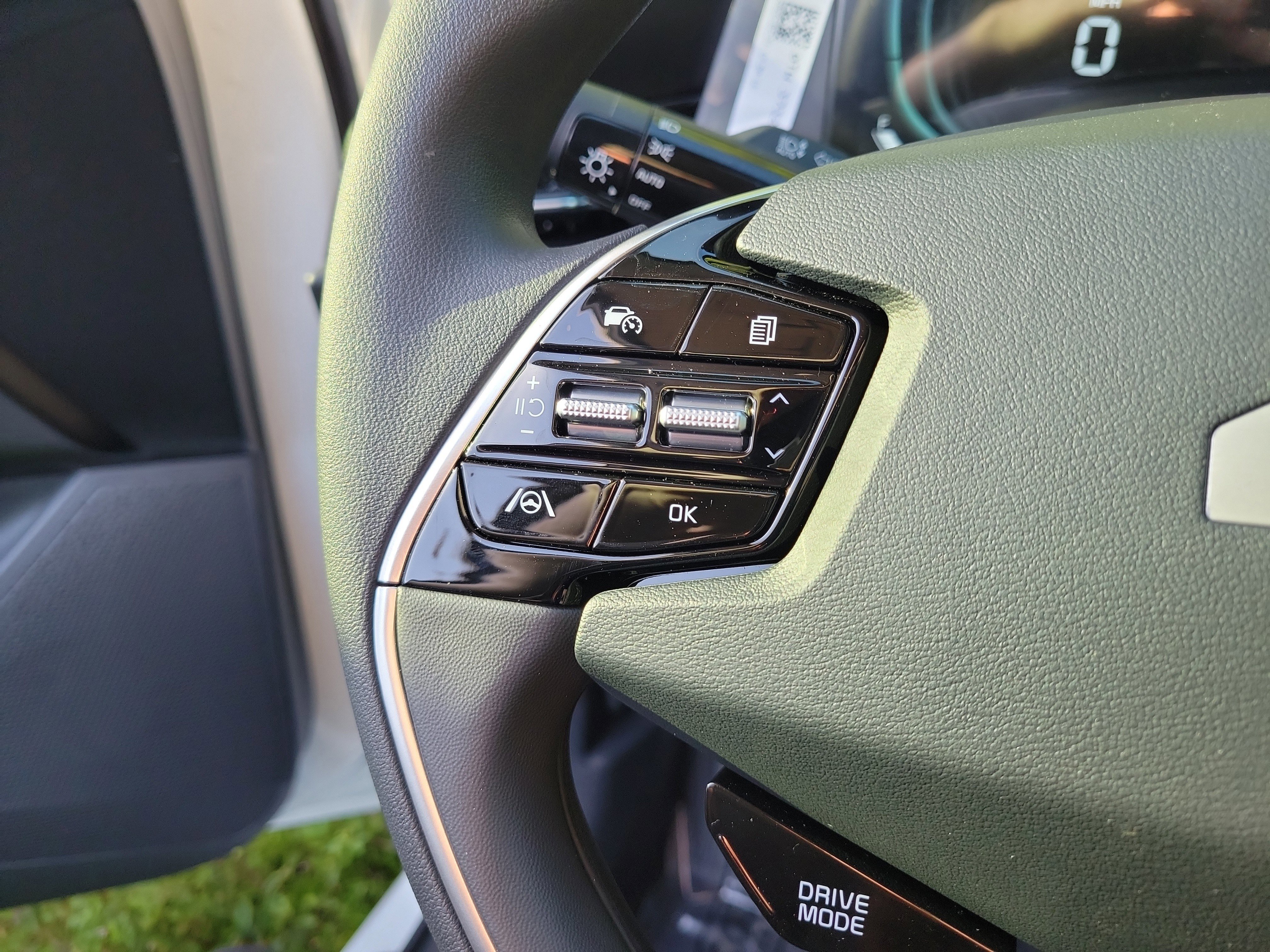 New 2026 Kia Niro LX FWD image 25