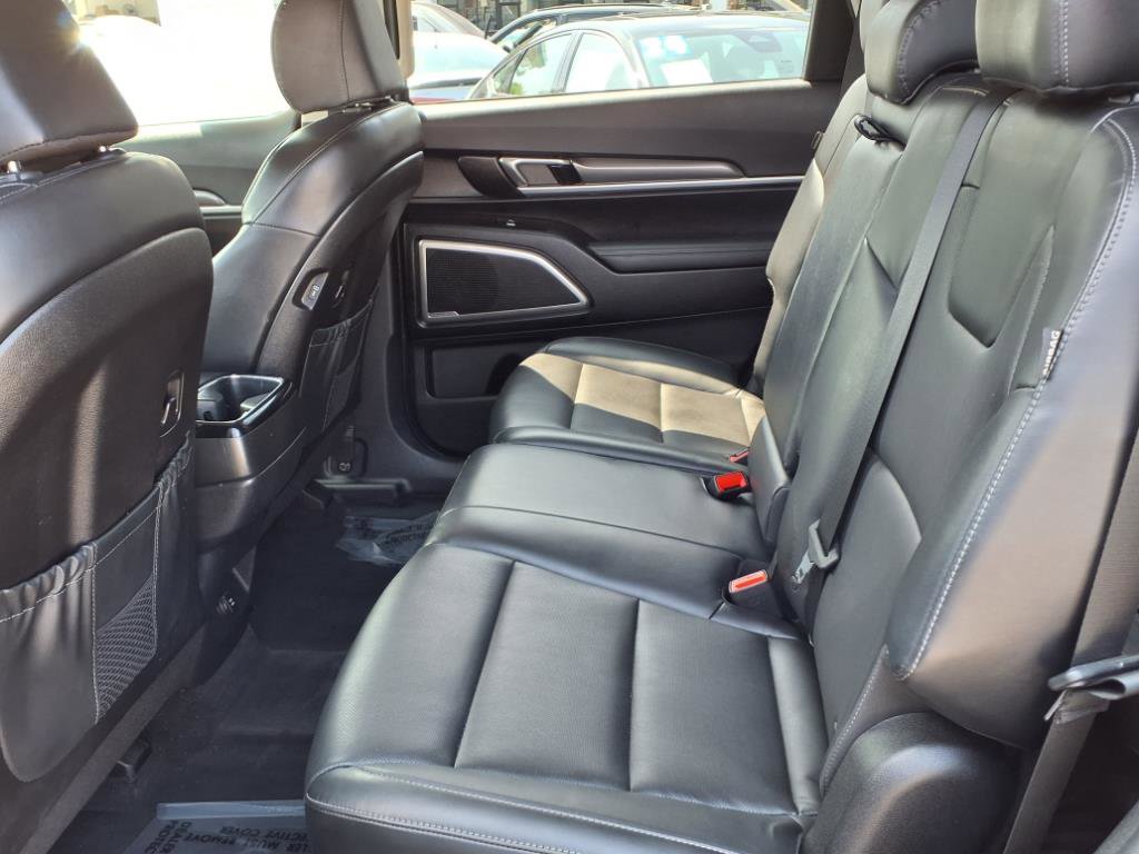Used 2023 Kia Telluride LX image 20
