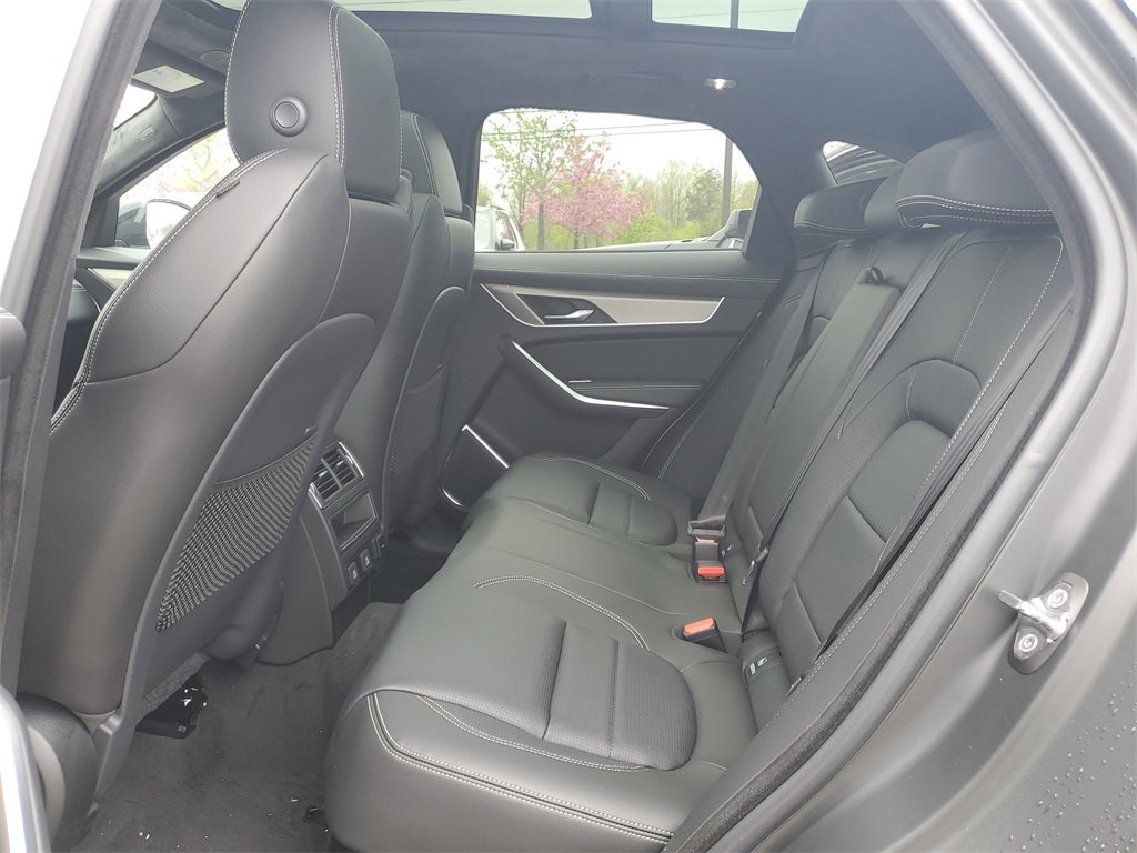 New 2026 Jaguar F-PACE R-Dynamic S image 30