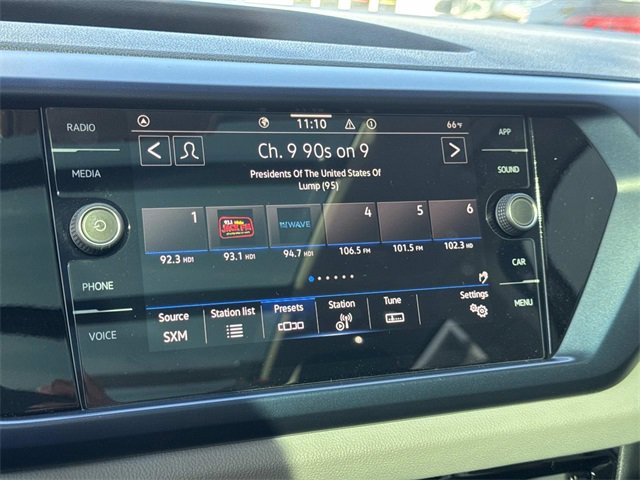 Certified 2022 Volkswagen Taos SE image 20