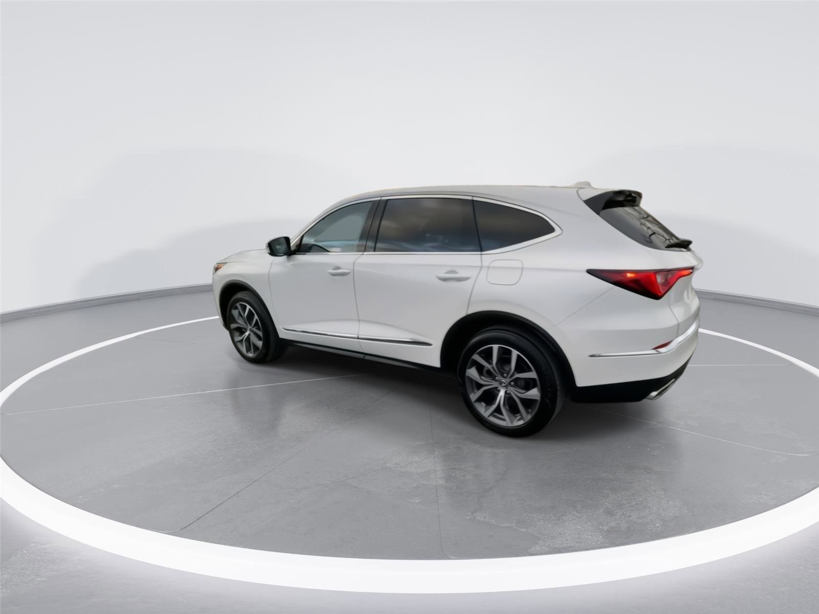Used 2023 Acura MDX SH-AWD w/ Technology Package image 6
