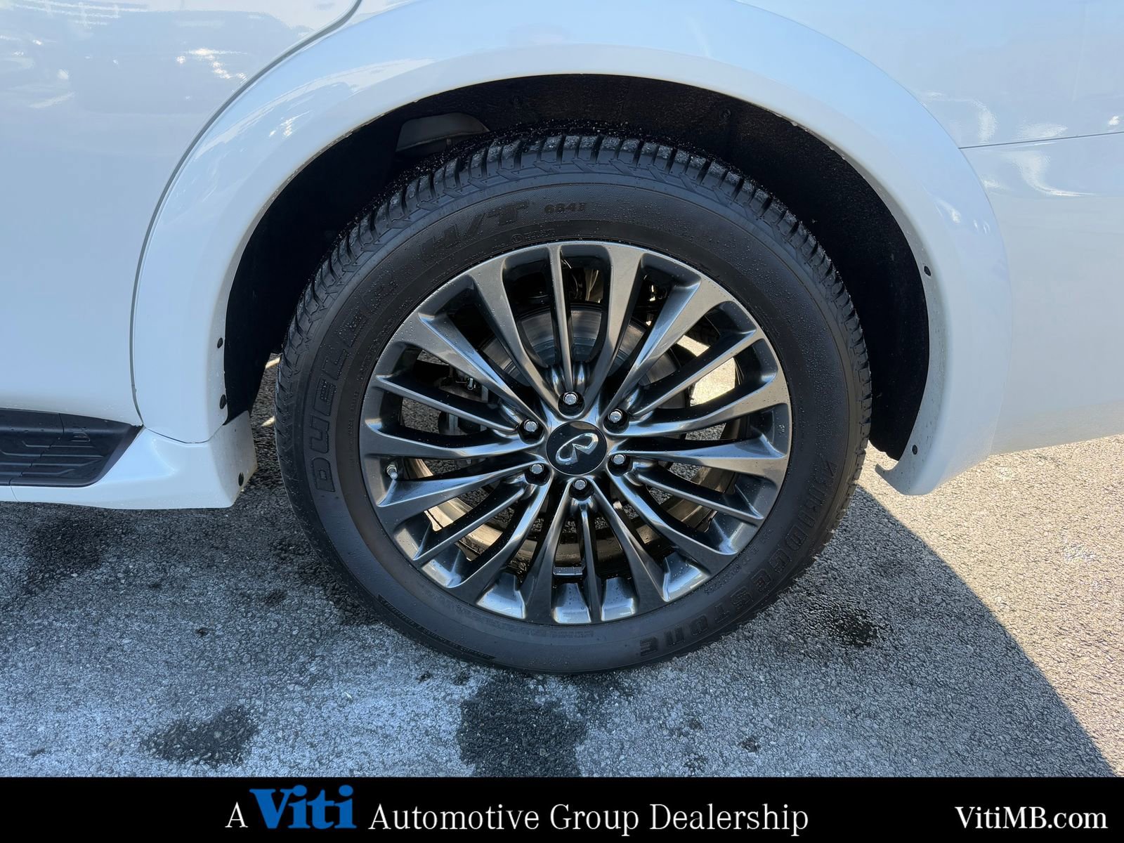 Used 2023 INFINITI QX80 Premium Select w/ Cargo Package image 13