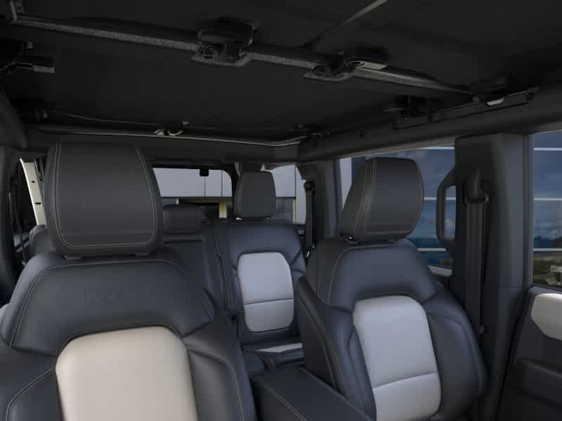 New 2026 Ford Bronco Outer Banks w/ Sasquatch Package AWD/4WD image 12