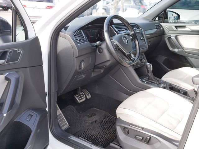 Used 2020 Volkswagen Tiguan SEL Premium R-Line w/ 3rd Row Seat Package image 12