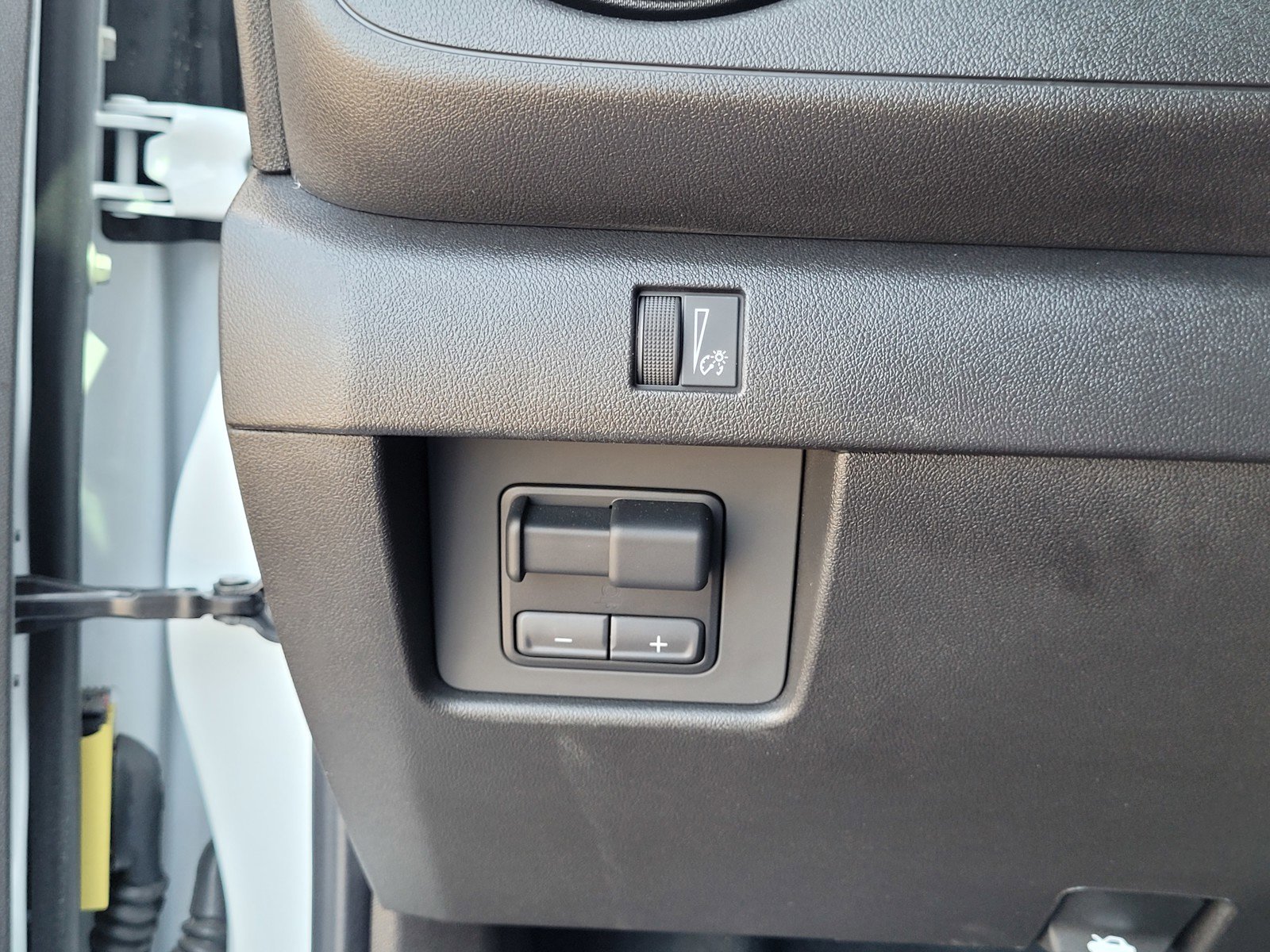 Used 2026 Chevrolet Colorado W/T w/ WT Custom Package image 24