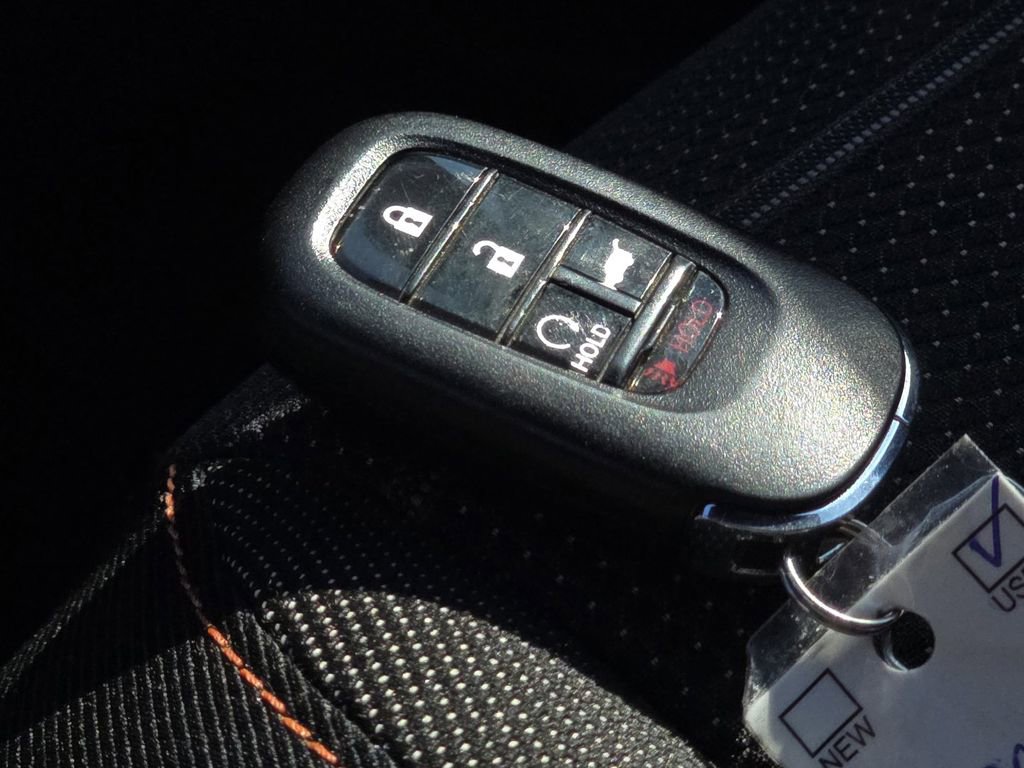 Used 2024 Honda CR-V Sport image 32