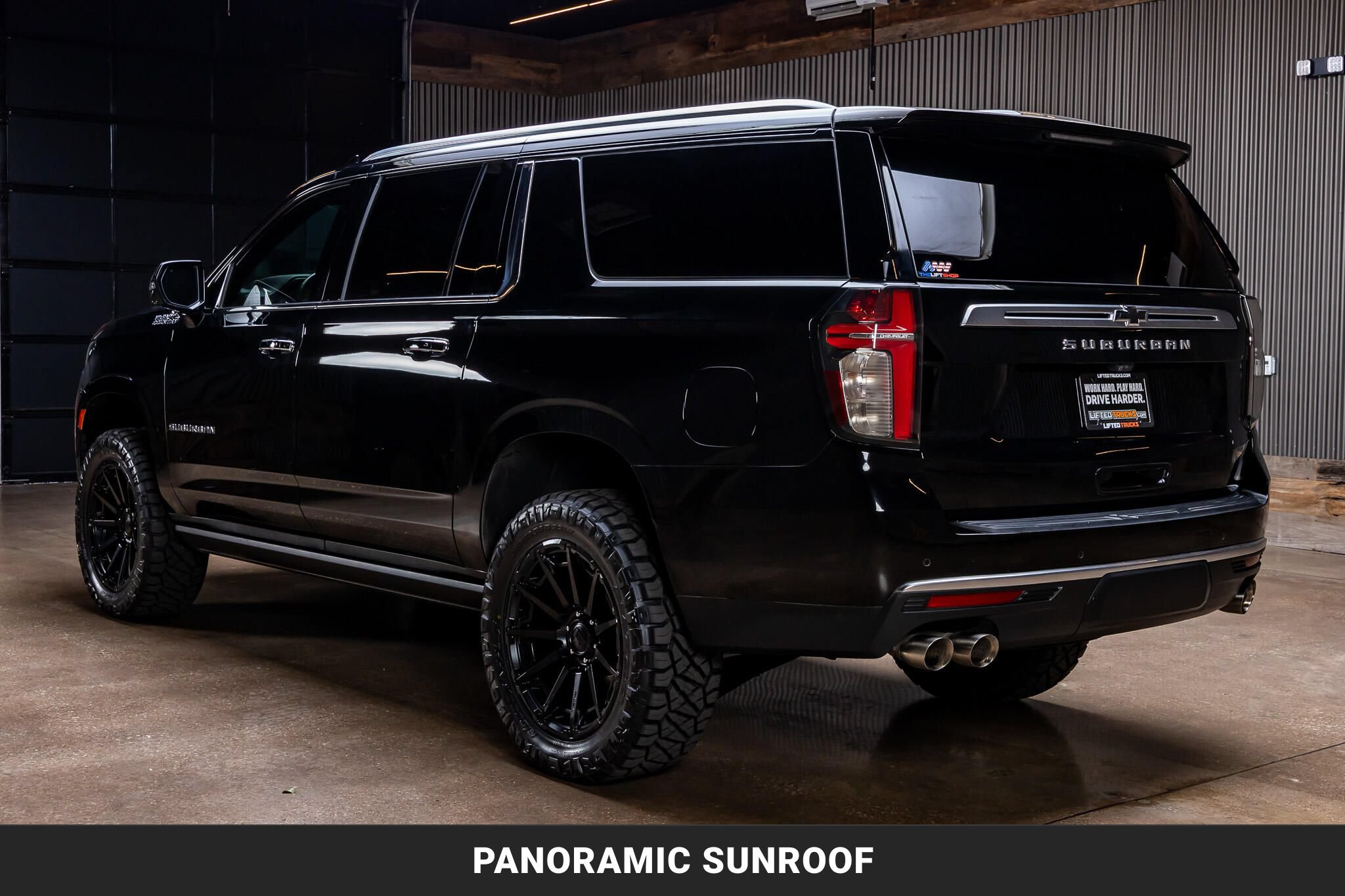 Used 2022 Chevrolet Suburban High Country w/ Max Trailering Package AWD/4WD image 6