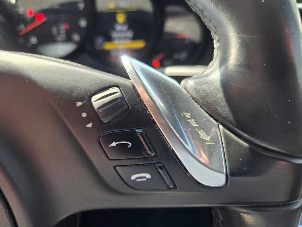 Used 2013 Porsche 911 Carrera RWD image 18